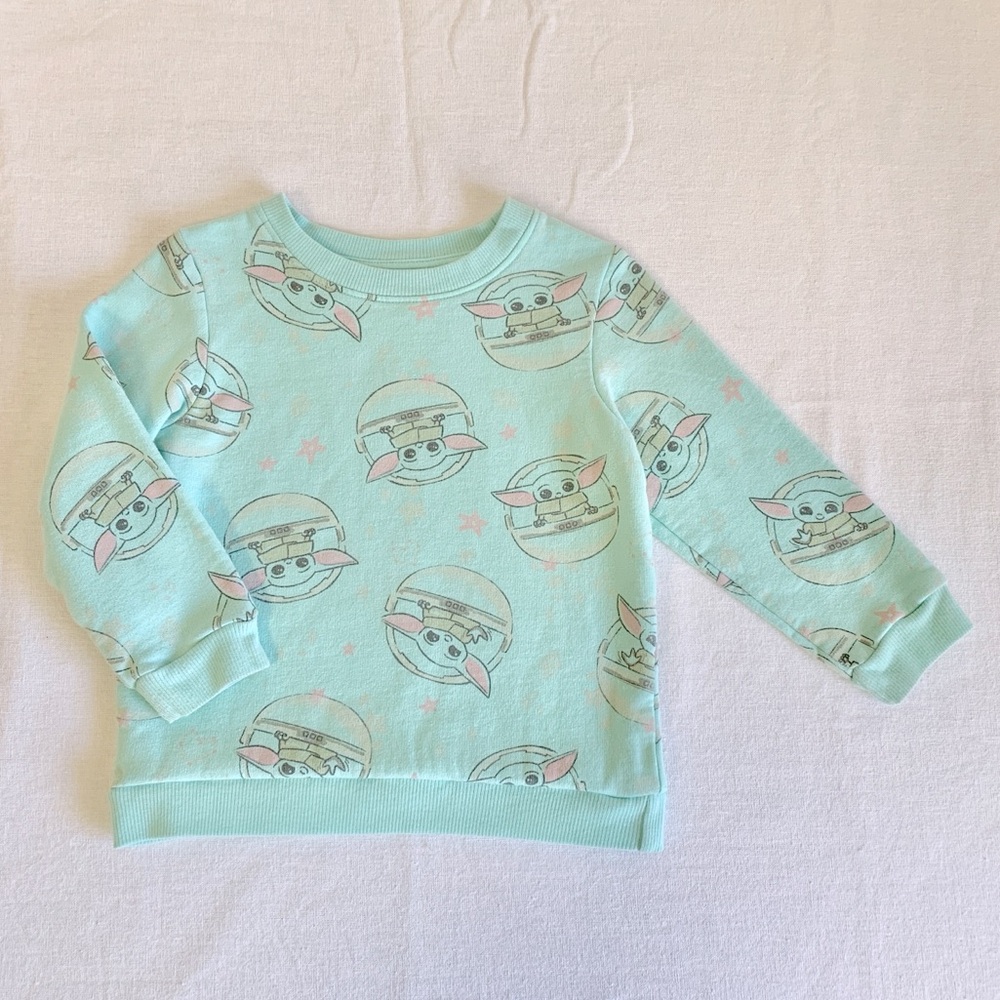 Star Wars Baby Yoda Pastel Mint Turquoise Blue-Green Crewneck Sweatshirt Top 3T